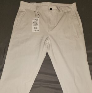 Zara Men's Light Tan Chinos